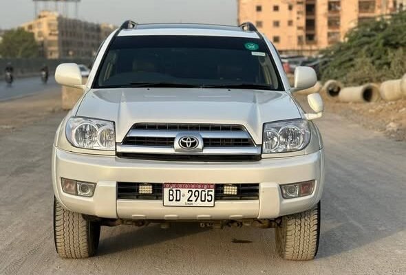 Toyota Surf SSR X 2.7 petrol sunroof