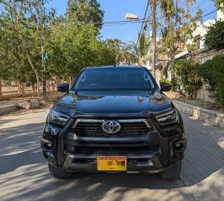 Toyota Revo Rocco 2022 Model KARACHI
