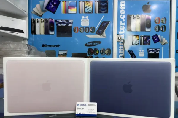 Apple MacBook Neo / 8GB RAM / 256GB SSD / 13-inch Display / Neo