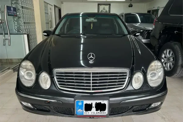 Mercedes Benz E200.2006