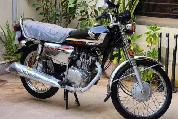 Honda CG 125 S Special Edition Self 5 Gear Top of the Line Zero Meter