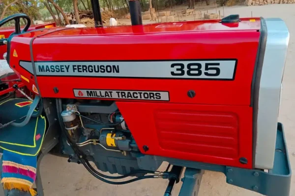 Massey Ferguson 385