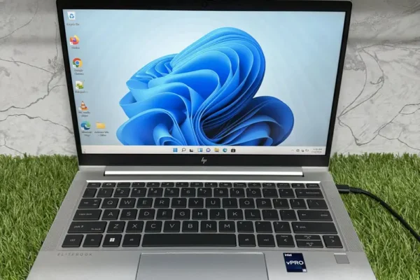 Hp Elite Book 630 G9 (i5 12th Gen) (8/256)