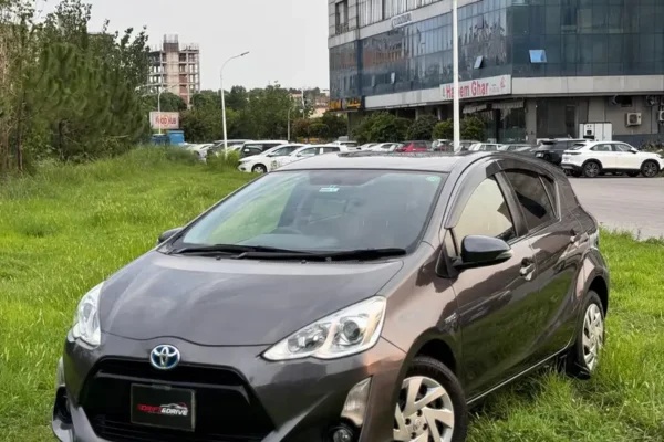 Toyota Aqua 2015, Import 2018 total genuine paint for sale in