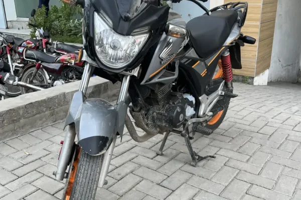 Honda CB 150F