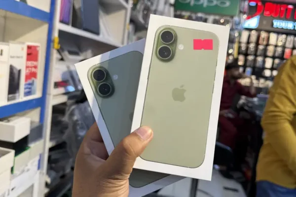 Apple iPhone 17 256gb pta box pack for sale in lahore