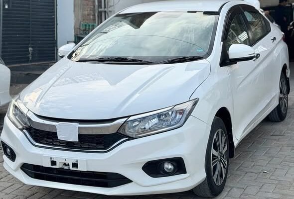 Honda City 1.5 Full Option Push Star