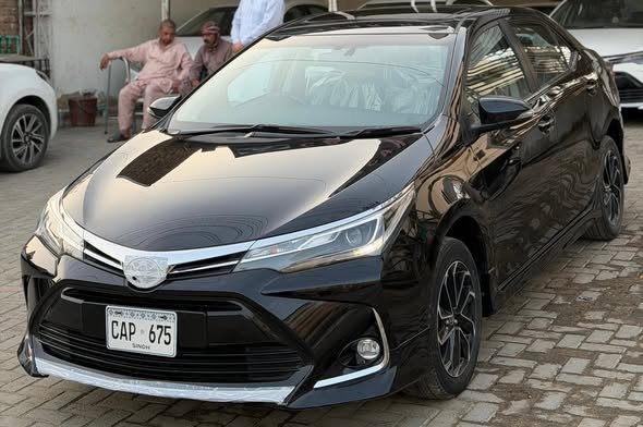 Toyota Grande 1.8 Blackroom Model 2024 Milage 20k