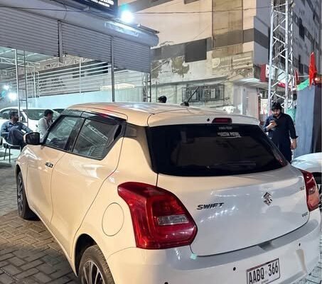 Suzuki swift Glx CVT Model 2025 Milage 16K