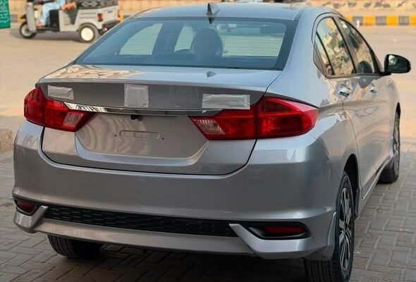 Honda City 1.5 Full Option Model 2022 Milage 66K
