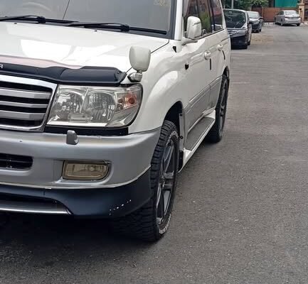 Toyota Land cruiser 4.2 Diesel 2002 model Japan Import