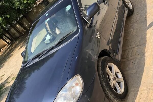 Toyota Altis 2005 model