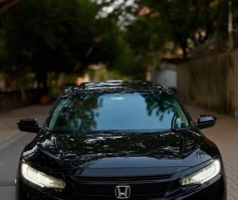 Honda civic i-vtec sunroof Model 2017 | Reg 2017 Karachi