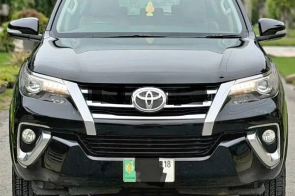 Toyota Fortuner VVTI 2.7 Petrol 4/4