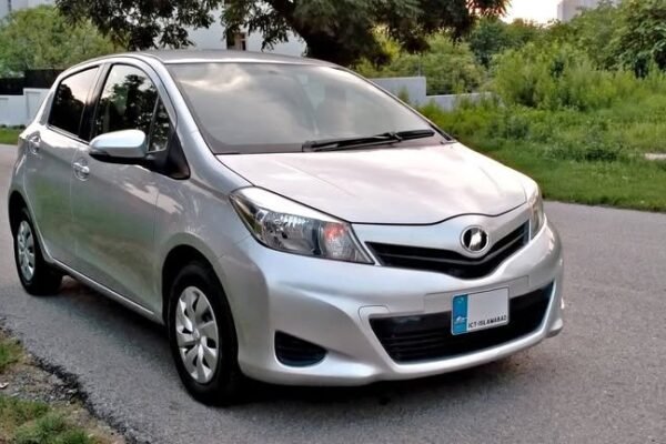 Toyota Vitz 2014