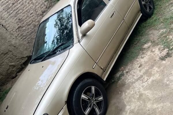 Toyota Corolla 98 2D for sale in lahore