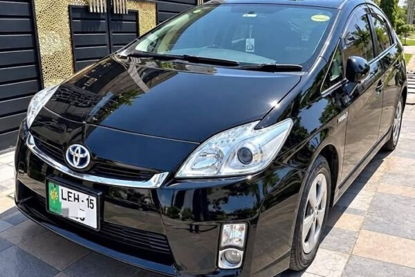 Toyota Prius S 2011 Model