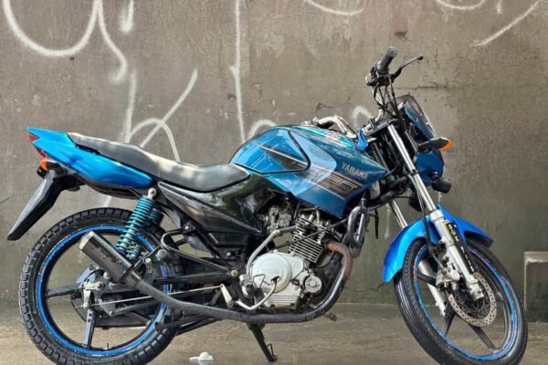 YAMAHA YBR 125