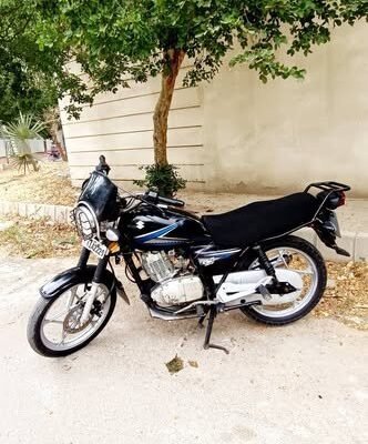 Suzuki gs 150 especial edition Model 2015