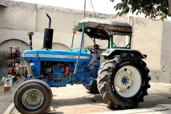 Euro Ford 5880 for sale in punjab