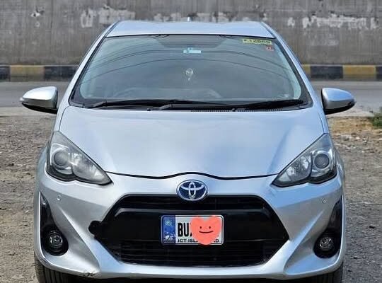 Toyota Aqua s push start 2013