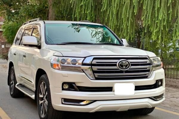 Toyota land cruiser zx v8 2010 15 import for sale in lahore
