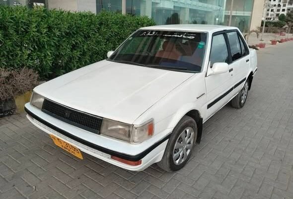 Toyota Corolla 1986 for sale karachi