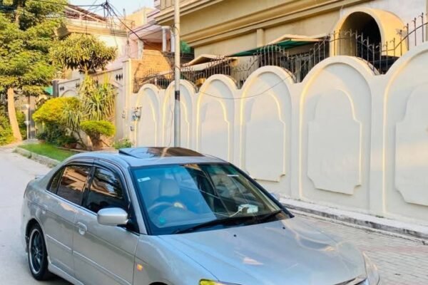 Honda civic vti oriel Lahore register hai