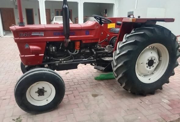New holland 640 for sale