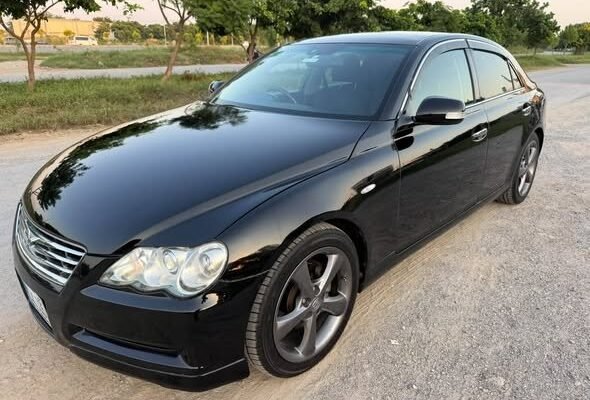 TOYOTA MARKX TYPE S 2004 Model Islamabad