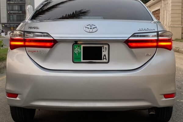 TOYOTA COROLLA GLI 1.3 AUTOMATIC