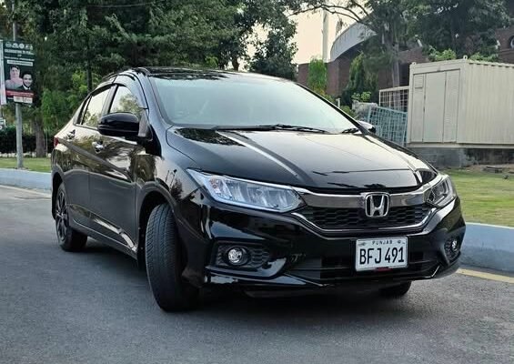 Honda City Aspire 1.5 (2025 December) lahore