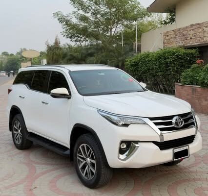 Toyota Fortuner Petrol V End Dec 2020