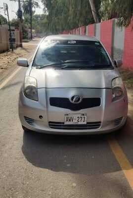 TOYOTA VITZ(JAPANESE) – 2006 Model / 2012 Import / 2012 Registered (Sindh Number LAHORE