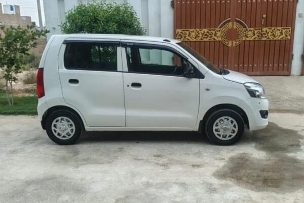 WAGONR VXR 2017 BAHAWALPUR