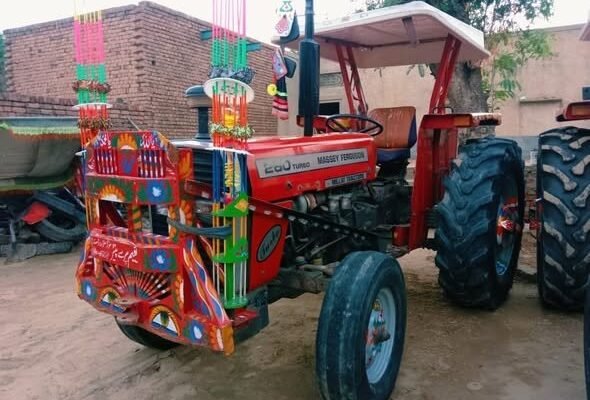 Massey Ferguson Tractor 260