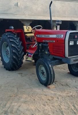 Massey Ferguson Tractor 385