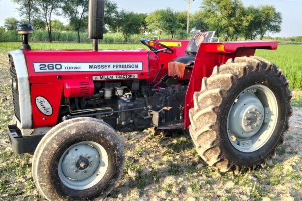 Massey Ferguson Tractor 260