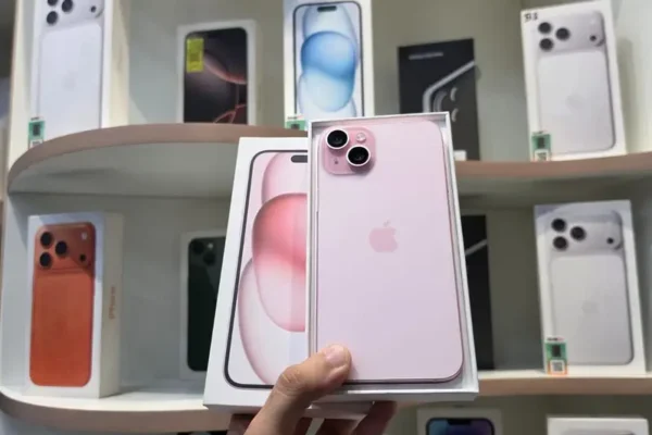 iPhone 15 plus 256gb Physical sim Pink 99% health