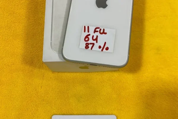Apple iPhone 11 FU With Box