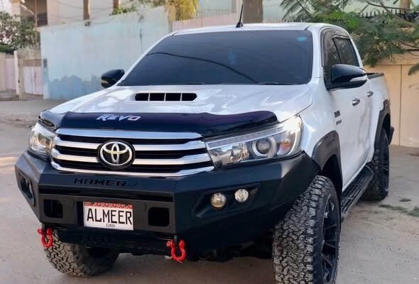 TOYOTA HILUX REVO V 3.0