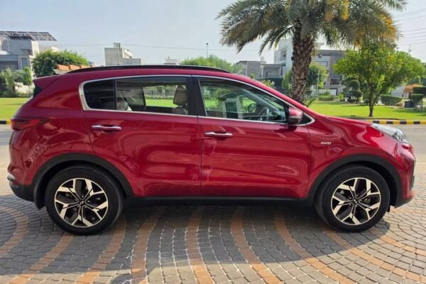 Kia Sportage AWD 2020 Ferrari Red 45,000km For Sale in Sahiwal