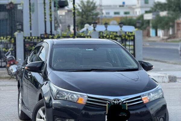 Toyota Corolla Grande 1.8 Model 2014 Automatic for sale in phalia