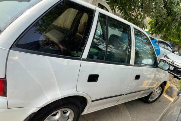 Suzuki Cultus 2002 Model Total Genuine For Sale – Location Lahore