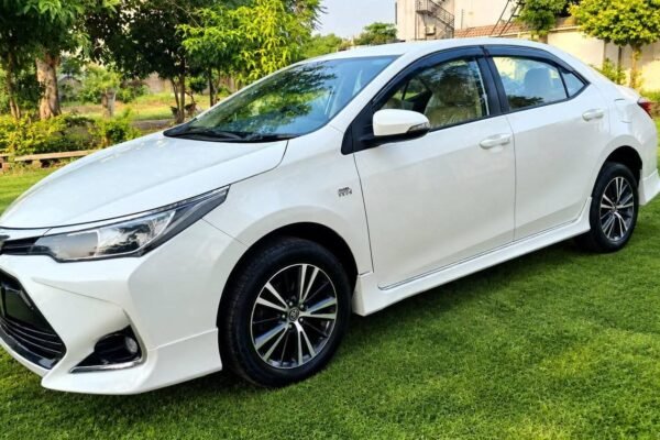 Toyota Corolla Altis X 1.6 Super White 2021 Total Genuine for sale Daska Sialkot