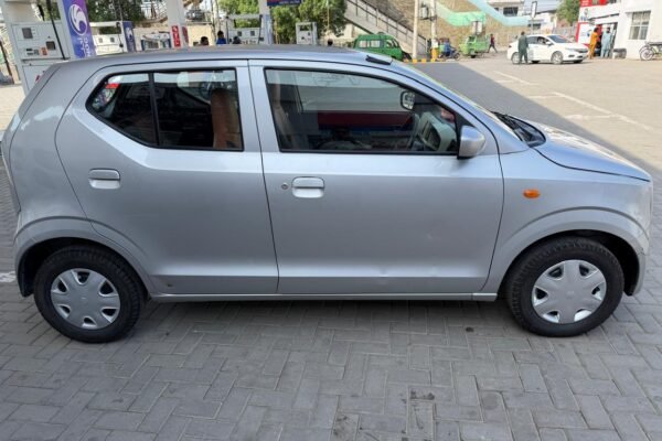 Suzuki Alto VXL AGS Automatic 2024 Model 1st Owner for sale in Lahore