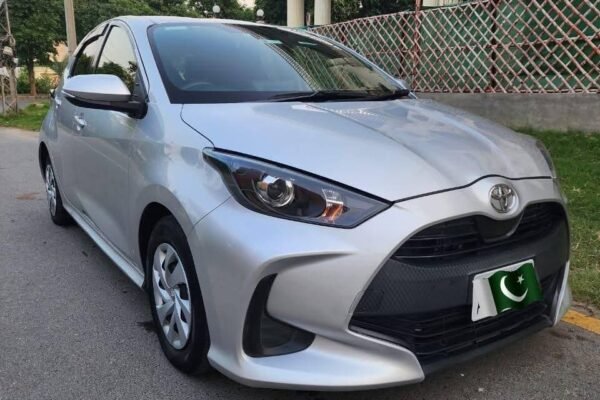 Toyota Yaris X Hatchback Key Start 2020/24/26 sale in lahore