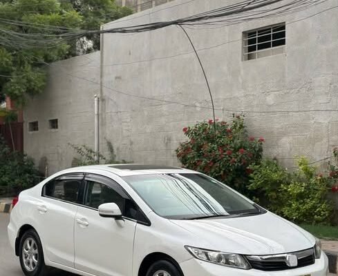 HONDA CIVIC TRIBORN 1.8 ORIEL MODEL: 2013