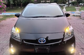 Toyota Prius G Touring S 2011/2014 Lahore Reg – Bahria Town Lahore