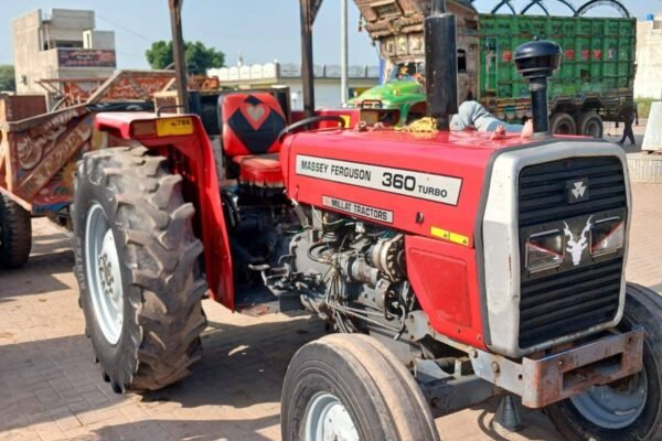 Massey Ferguson Tractor 360